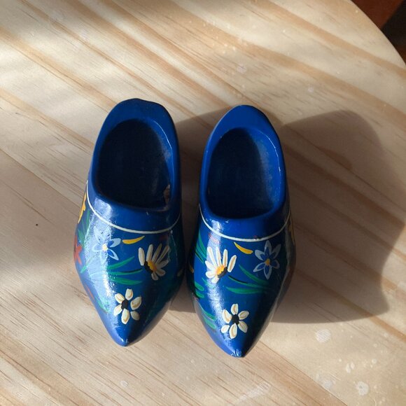 💙3/$30 Vintage 1970s Holland/Dutch Souvenir Clogs - Picture 3 of 5